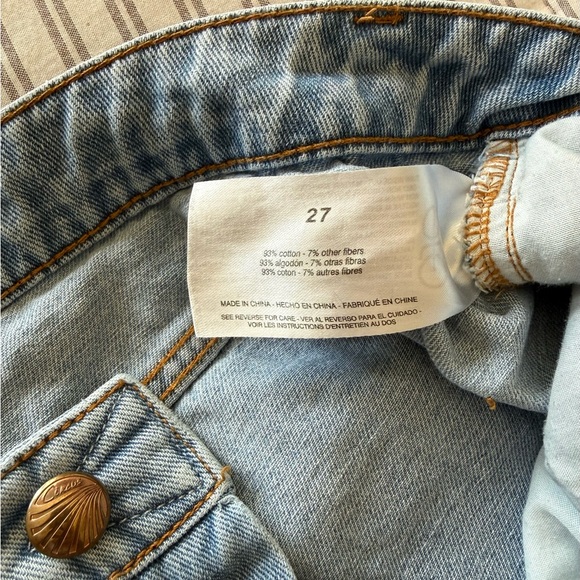 Circus NY Women’s High Waisted Ripped Wide-Leg 90s Baggy Jeans - Picture 15 of 16